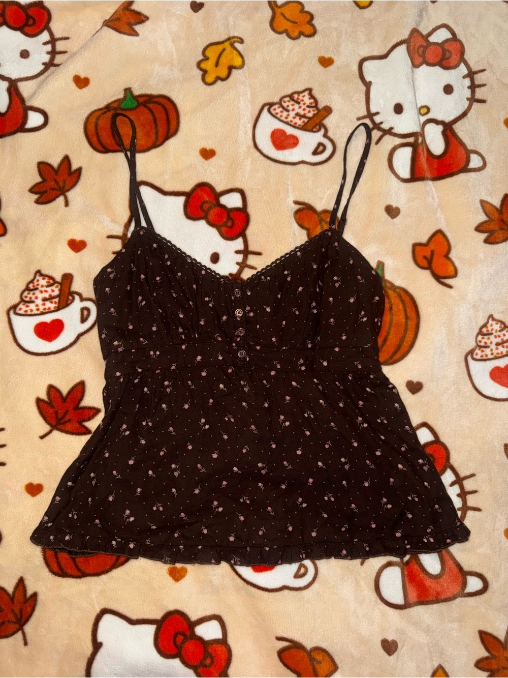 hollister brown cami babydoll top with small pink flowers and cutie buttons